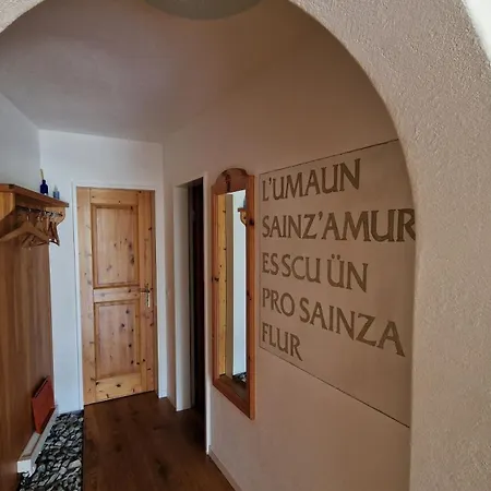 Chesa Bellaval, Haus Leivra 2 1 2-zimmerwohnung דירה סילבפלנה