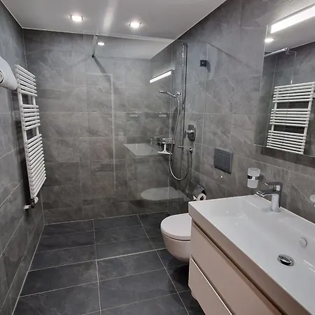 Chesa Bellaval, Haus Leivra 2 1 2-zimmerwohnung *