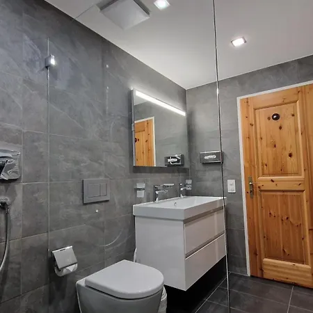 Chesa Bellaval, Haus Leivra 2 1 2-zimmerwohnung Apartment *