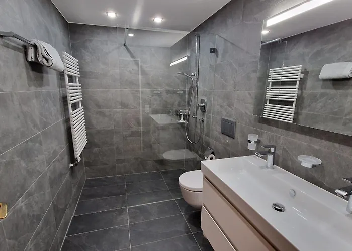 Chesa Bellaval, Haus Leivra 2 1 2-zimmerwohnung *